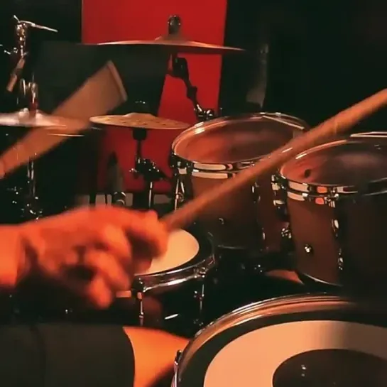 Видео от Барабанщики «FunkyDrummer»