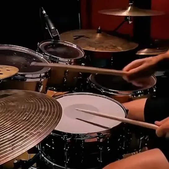 Видео от Барабанщики «FunkyDrummer»