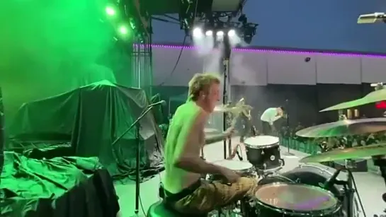 Видео от Барабанщики «FunkyDrummer»