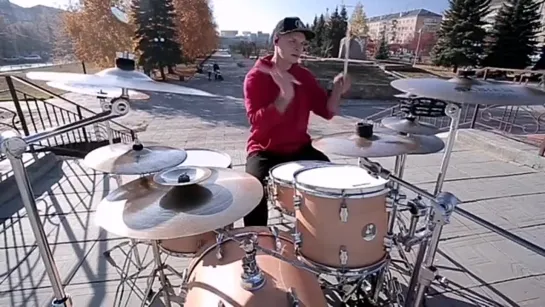 Видео от Барабанщики «FunkyDrummer»