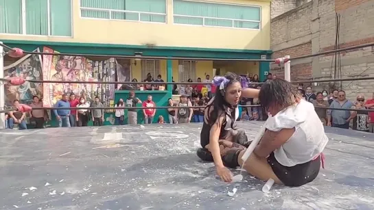 Guerrera Negra vs. Sadik Maiden