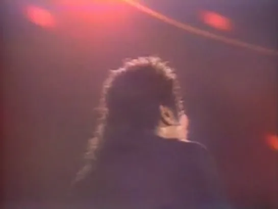 Michael Jackson - Bad Tour live in London 1988 - Bad