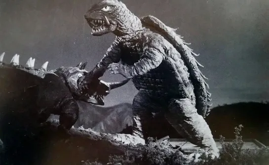 Daikaijû kettô: Gamera tai Barugon 1966 / Gamera vs. Barugon / Гамера против Баругона HD 1080 JP+(rus sub)