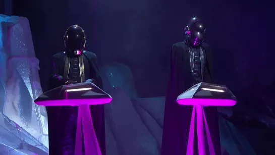 Daft Punk & The Weeknd - Starboy & I Feel It Coming (59th Annual Grammy Awards 2017)