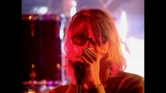 Nirvana - Smells Like Teen Spirit (Top of The Pops, BBC Elstree Centre, Borehamwood, UK, 1991.11.27)