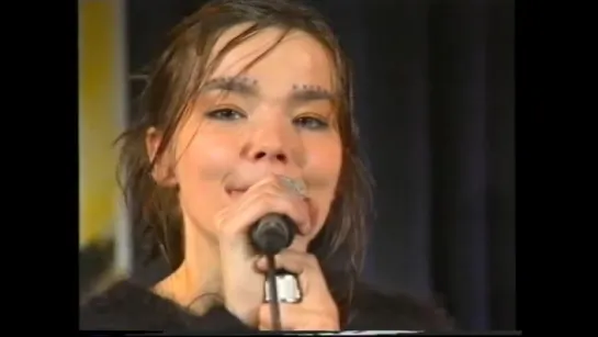 Bjork - Big Time Sensuality - Top Of The Pops 1993