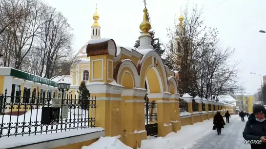 Прогулка по Москве. Храм Всех Святых во Всехсвятском (на Соколе) 1733-1736гг. Чапаевский парк. Жилой небоскрёб Триумф-Палас.