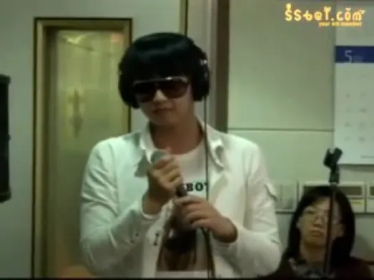 20120523 Heo young Saeng - 'Crying' @ Radio Live