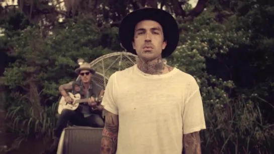 Yelawolf - Till It’s Gone (Русские субтитры)