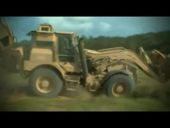 Британский высокомобильный экскаватор JCB High Mobility Engineering Excavator (HMEE)