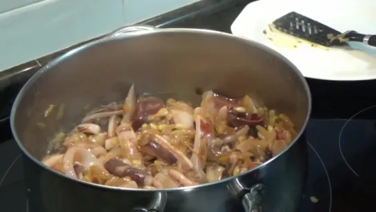 Cómo hacer calamares encebollados, al estilo de Mariaje