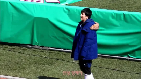 [FANCAM] 140309 Енджэ на записи @ Let's Go Dream Team (HD)