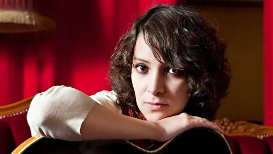 Quizбs, Quizбs, Quizбs - Gaby Moreno - 2015 - HD 720p