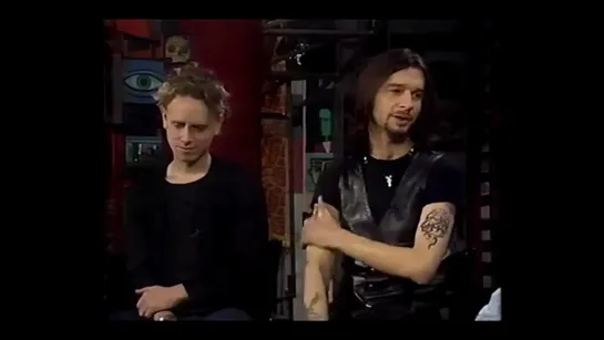 Matt Pinfield с Depeche Mode MTV (1993.03.07) Dave Gahan + Martin Gore (Русский перевод нейросеть яндекс)