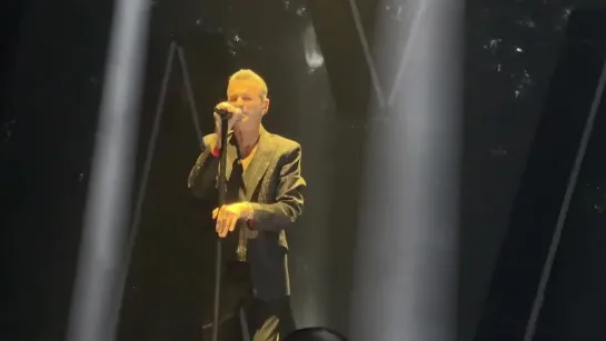 Depeche Mode - Wagging Tounge (23-03-2023, Sacramento Multicam)