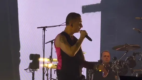 Depeche Mode - Speak To Me (Golden 1 Center, Sacramento, CA, 03.23.23)