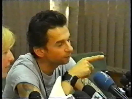 Dave Gahan -  2003-06-20 - Palats Sportu, Kyiv, Ukraine (+ Documentals)