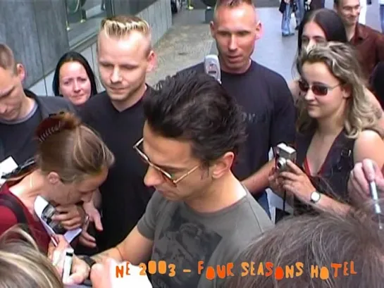 Dave Gahan - Authograph Session, Berlin, Four Seasons Hotel 2003-06-10