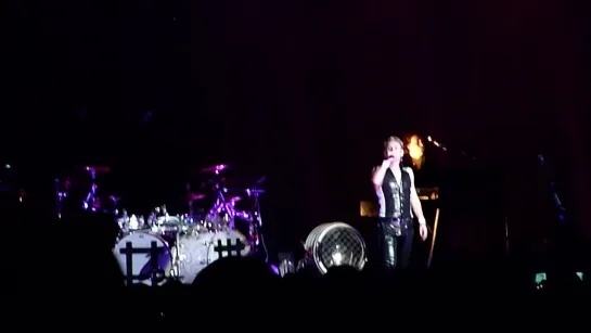 Depeche Mode - 2010-02-04 - SPB, Russia - Dressed In Black (HQ)