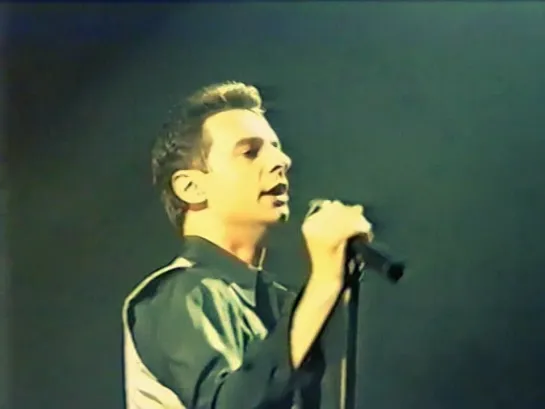 Depeche Mode - 1998-09-15 - Live In Prague (Cut HQ)