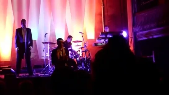 Hurts - Stay (live)