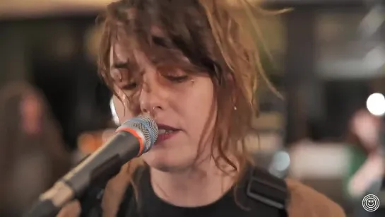 🔥🔊🎸Emma Ruth Rundle - Full session _ Highway Holidays TV