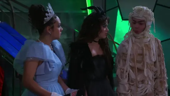 Halloween Full Episode | S2 E13 | Disney Villains of Valley View | @disneychannel