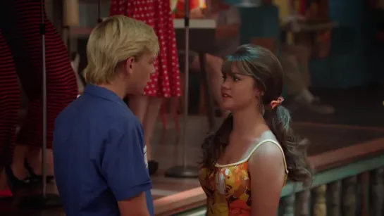 Grace Phipps - Falling For Ya | Teen Beach Movie