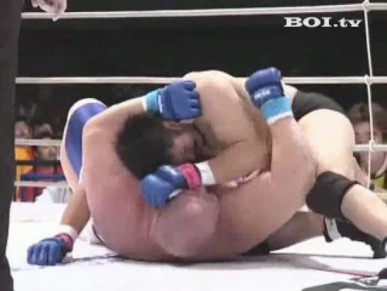 2006-08-26 Eric Esch vs Ikuhisa Minowa PRIDE Bushido 12 - BOI.tv