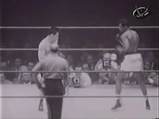 1952-04-16 Sugar Ray Robinson vs Rocky Graciano (World Middleweight Title)