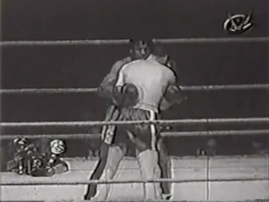 1952-03-13 Sugar Ray Robinson vs Carl "Bobo" Olson II (World Middleweight Title)