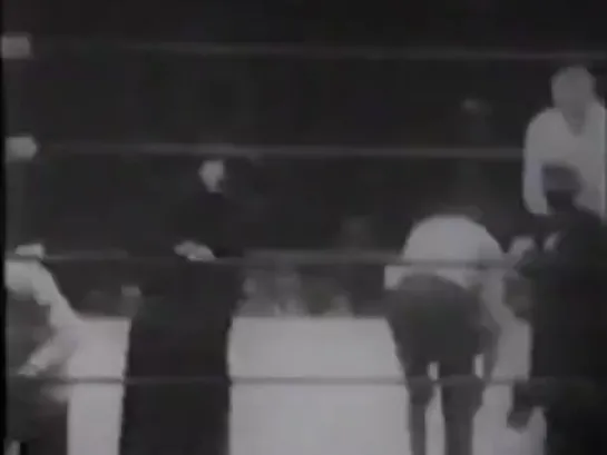 Joe Louis vs. Cesar Brion 2