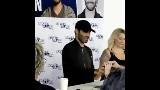 Tyler Hoechlin na HVFFLondon - Via IG nico7286