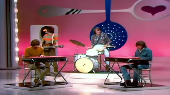 THE LOVIN' SPOONFUL - SUMMER IN THE CITY (1966)