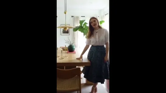 Holland showing inside of her home for Architectural Digest Magazine @hollandroden