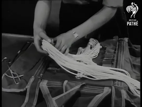 Parachute Packing (1952)