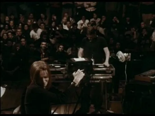 Portishead - Glory Box (Live At Roseland NYC 1997)