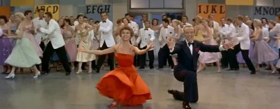 Фред Астер и Лесли Карон/Fred Astaire, Leslie Caron - танец из фильма "Длинноногий папочка" (1955)