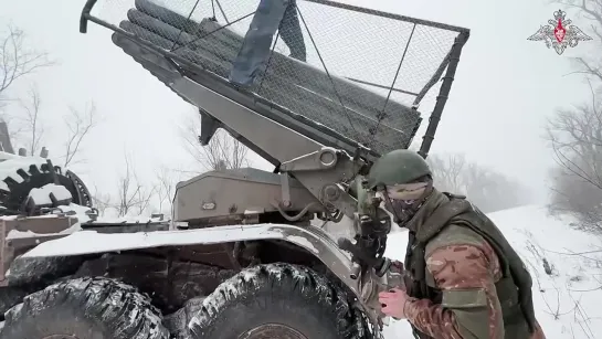 Артиллеристы «Южной» группировки войск поразили живую силу и технику противника.