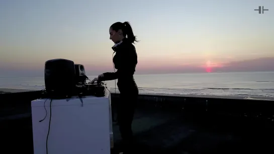 Lilly Palmer rooftop session at the beach