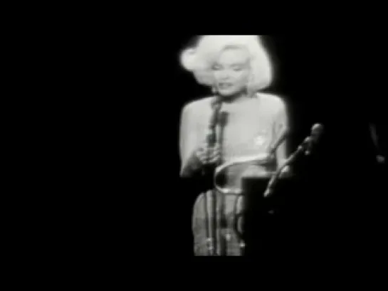 Marilyn Monroe sings Happy birthday Mr. Presiden