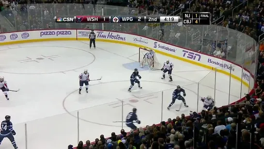 Washington Capitals Alex Ovechkin scores on the breakaway