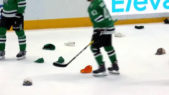 Хет-трик Радулова помог Далласу развернуть счет / Radulov leads comeback with hat trick