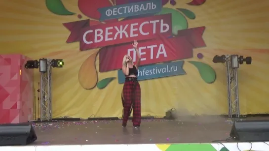 Nastya Romanova(#ФестивальСвежестьЛета,#ЕкатериненскийПарк,21.7.18)