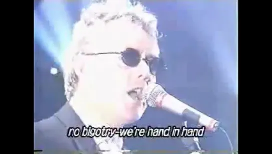 Yoshiki (X Japan) & Roger Taylor (Queen) - Foreign Sand [Live]