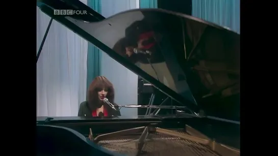 Kate Bush feat. Peter Gabriel - 1979 UK TV Xmas Special