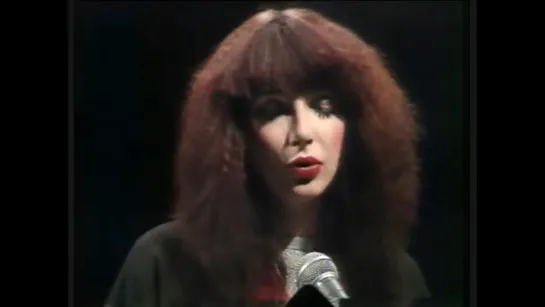 Kate Bush - 1979 - The Man With The Child In His Eyes - Xmas Special