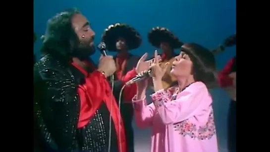 Mireille Mathieu et Demis Roussos - Cucurrucucú Paloma (1980г.).