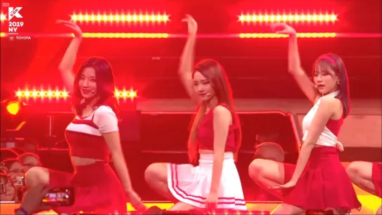 fromis_9  -  Red Flavor (Red Velvet) Special Stage KCON NY 2019  07.07.2019