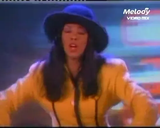 Donna Summer - This Time I Know It's For Real